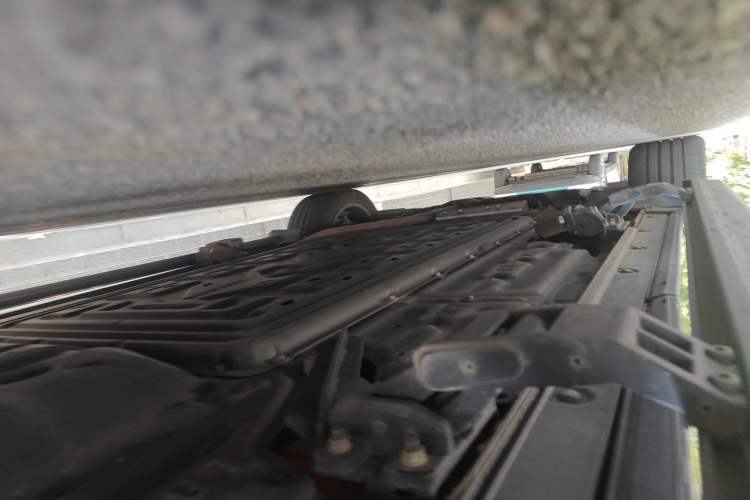 Used Li Auto L8 2023 Pro Model Chassis Rear Left