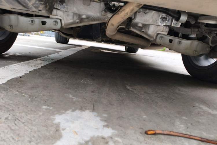 Used Li Auto L8 2023 Pro Model Chassis Rear