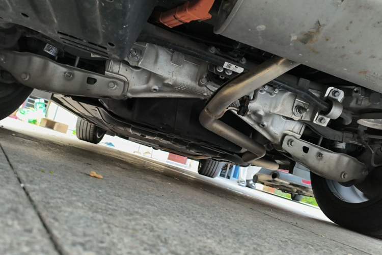 Used Li Auto L8 2023 Pro Model Chassis Rear