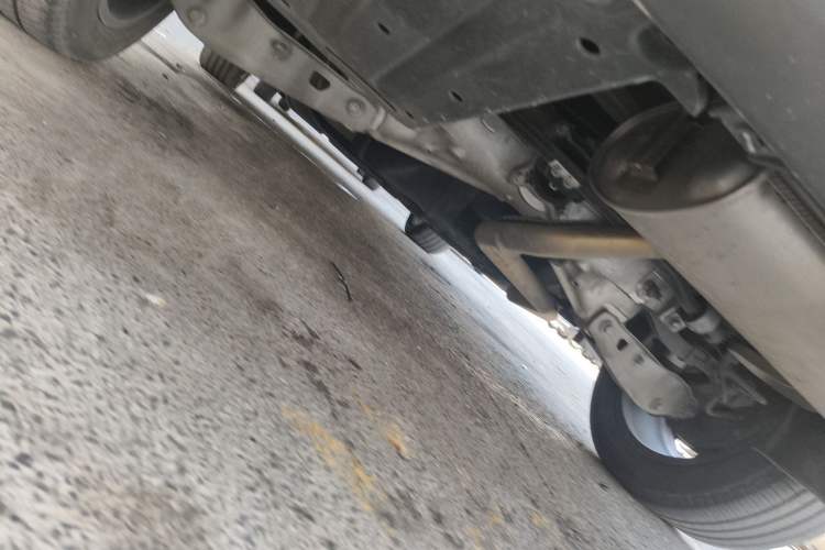 Used Li Auto L8 2023 Pro Model Chassis Rear