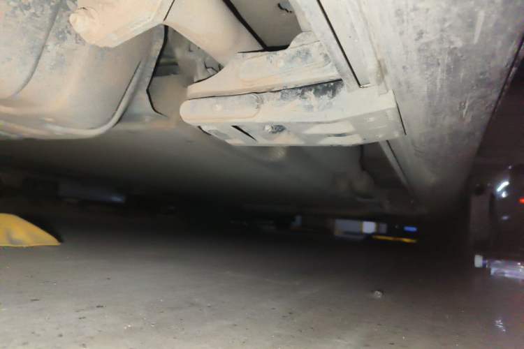 Used Li Auto L8 2023 Pro Model Chassis Rear Right