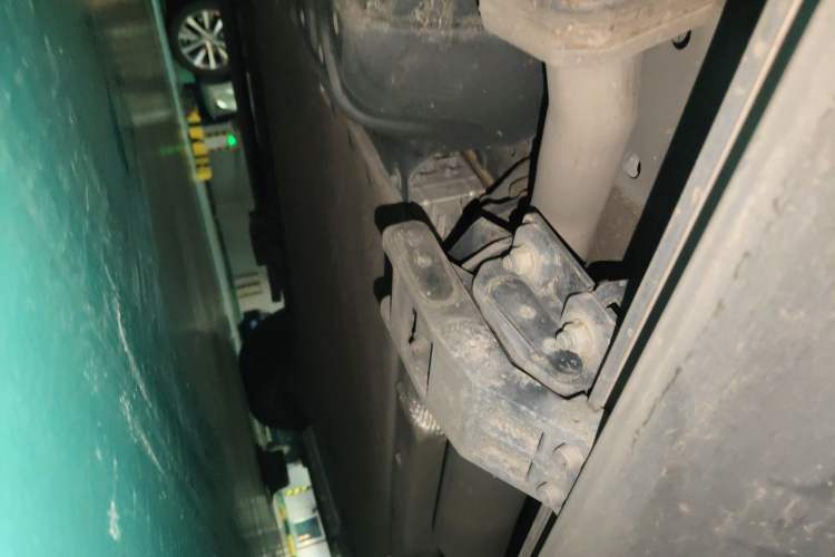 Used Li Auto L8 2023 Air model Chassis Rear Right