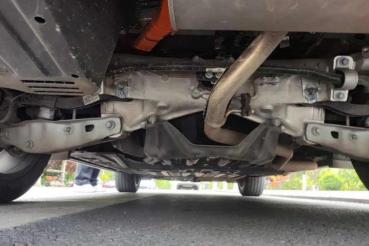 Used Li Auto L8 2023 Pro Model Chassis Rear