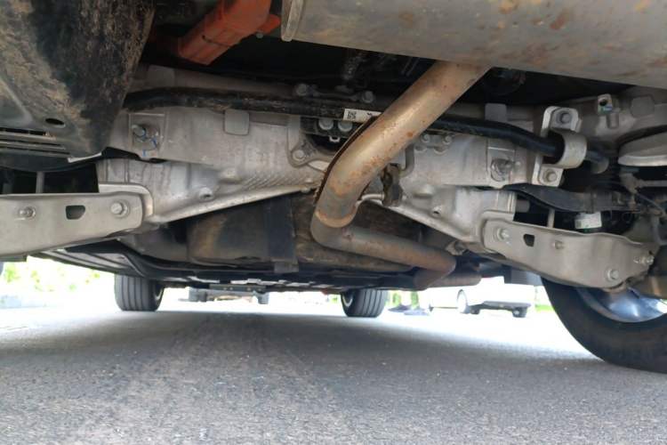 Used Li Auto L8 2023 Pro Model Chassis Rear