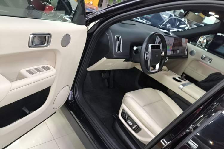Used Li Auto L8 2023 Air model Driver Seat