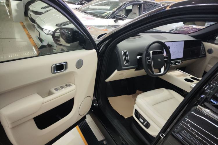 Used Li Auto L8 2023 Pro Model Driver Seat