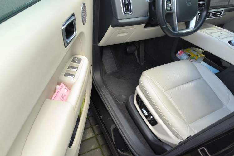 Used Li Auto L8 2023 Pro Model Driver Seat