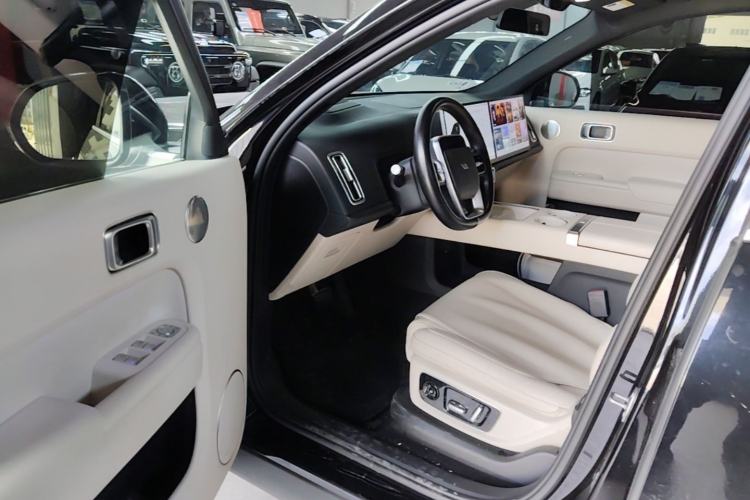 Used Li Auto L8 2023 Pro Model Driver Seat