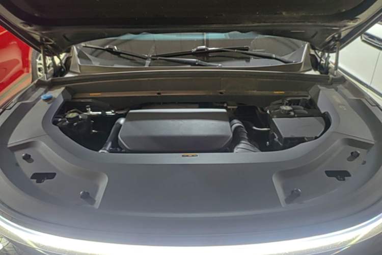 Used Li Auto L8 2023 Max model Engine Bay