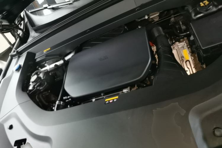 Used Li Auto L8 2023 Pro Model Engine Bay
