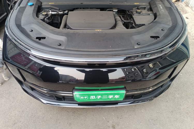 Used Li Auto L8 2023 Pro Model Engine Bay
