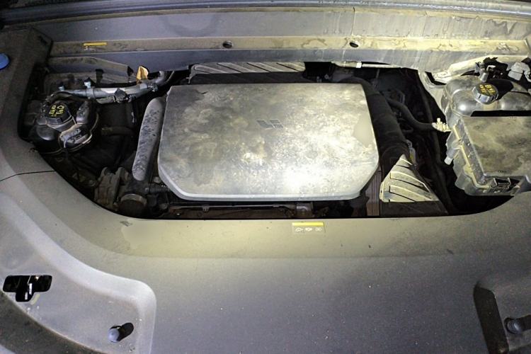 Used Li Auto L8 2023 Air model Engine Bay