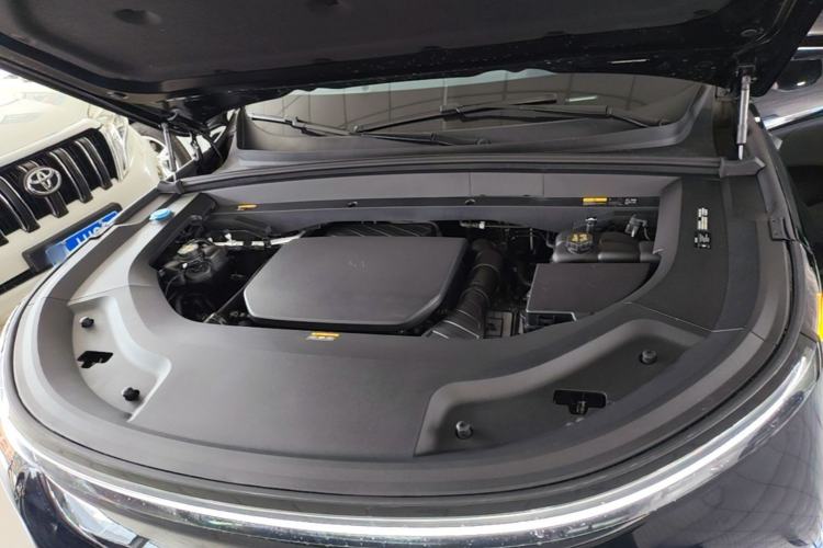 Used Li Auto L8 2023 Air model Engine Bay