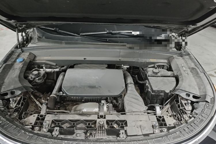 Used Li Auto L8 2023 Pro Model Engine Bay