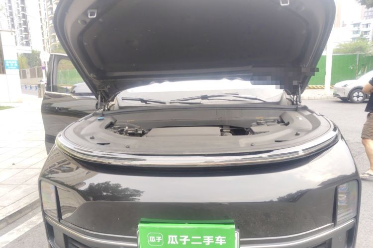 Used Li Auto L8 2023 Pro Model Engine Bay