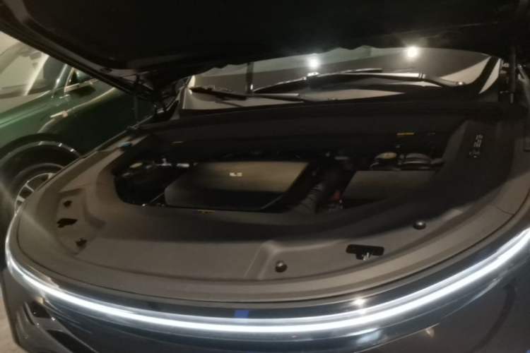 Used Li Auto L8 2023 Max model Engine Bay