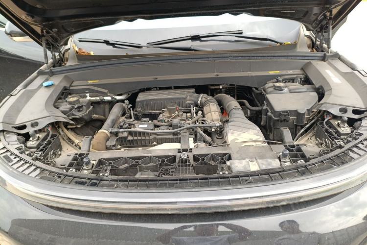 Used Li Auto L8 2023 Air model Engine Bay