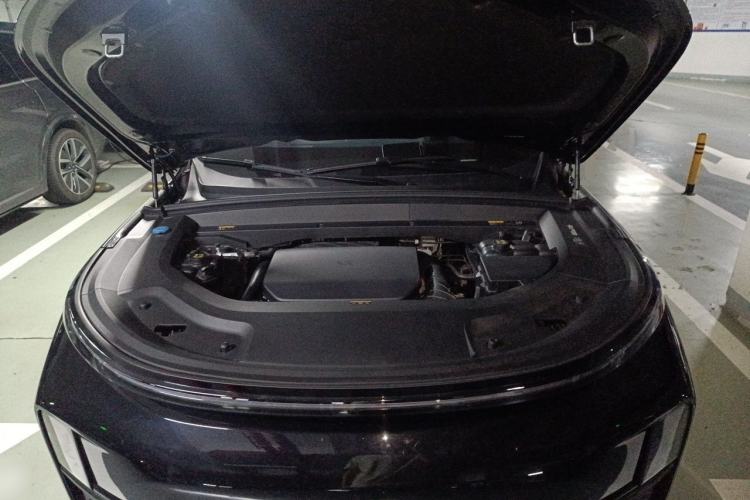 Used Li Auto L8 2023 Max model Engine Bay