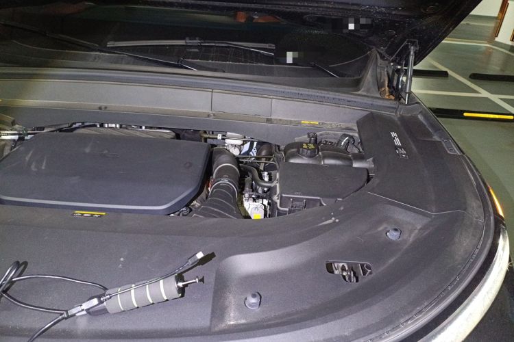 Used Li Auto L8 2023 Max model Engine Bay Left