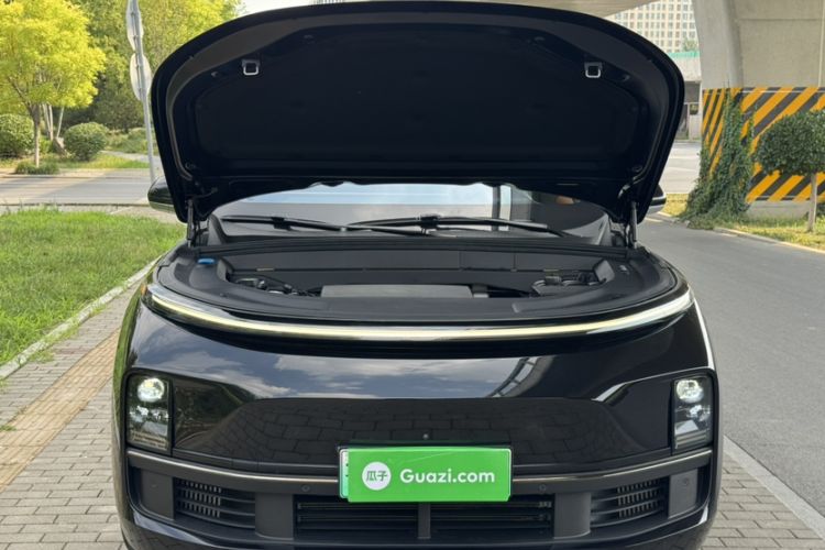 Used Li Auto L8 2023 Pro Model Engine Bay