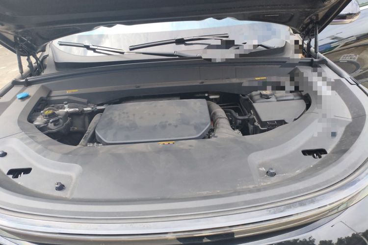 Used Li Auto L8 2023 Pro Model Engine Bay