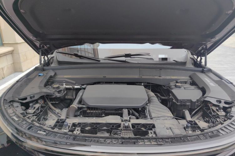 Used Li Auto L8 2023 Air model Engine Bay
