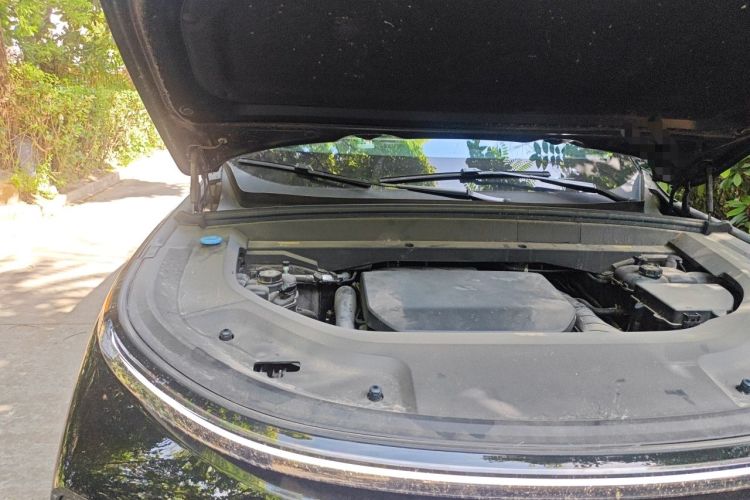 Used Li Auto L8 2023 Air model Engine Bay Right