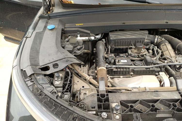 Used Li Auto L8 2023 Air model Engine Bay Right
