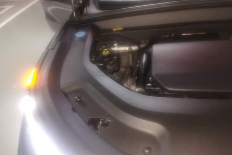 Used Li Auto L8 2023 Max model Engine Bay Right