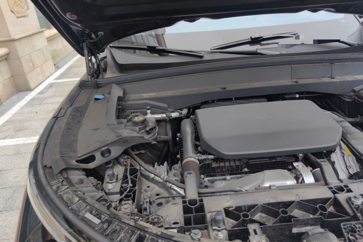 Used Li Auto L8 2023 Air model Engine Bay Right