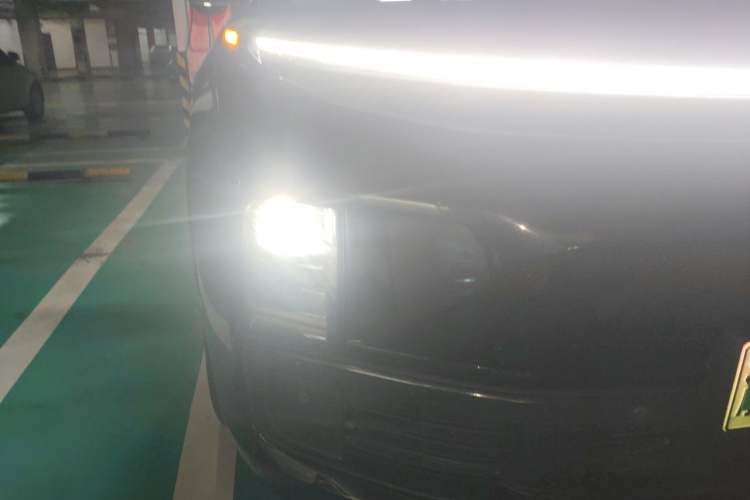 Used Li Auto L8 2023 Air model Engine Bay Right