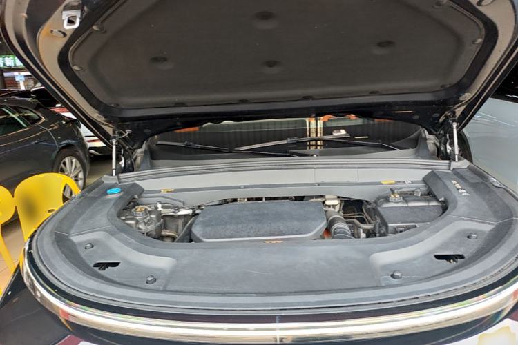 Used Li Auto L8 2023 Max model Engine Bay