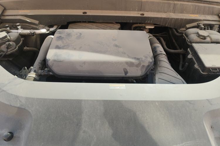 Used Li Auto L8 2023 Pro Model Engine Bay