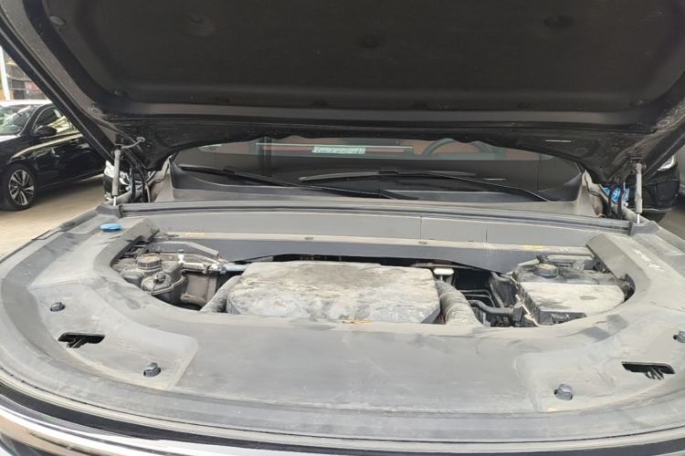 Used Li Auto L8 2023 Max model Engine Bay