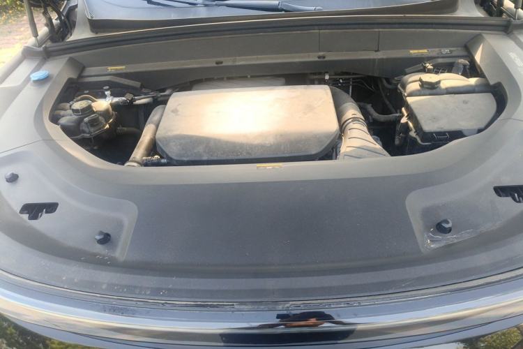 Used Li Auto L8 2023 Air model Engine Bay