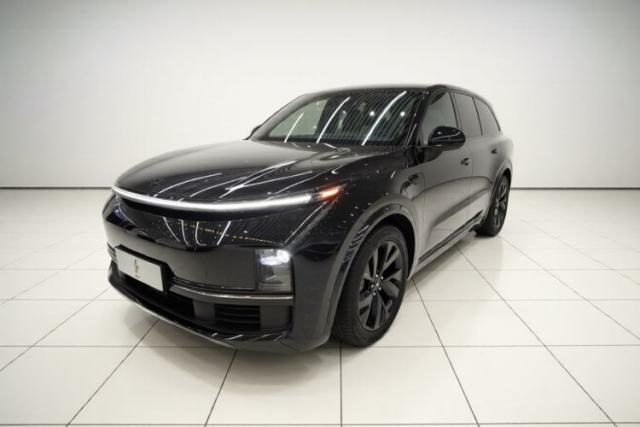 Używany Li Auto L8 2023 Pro Model
