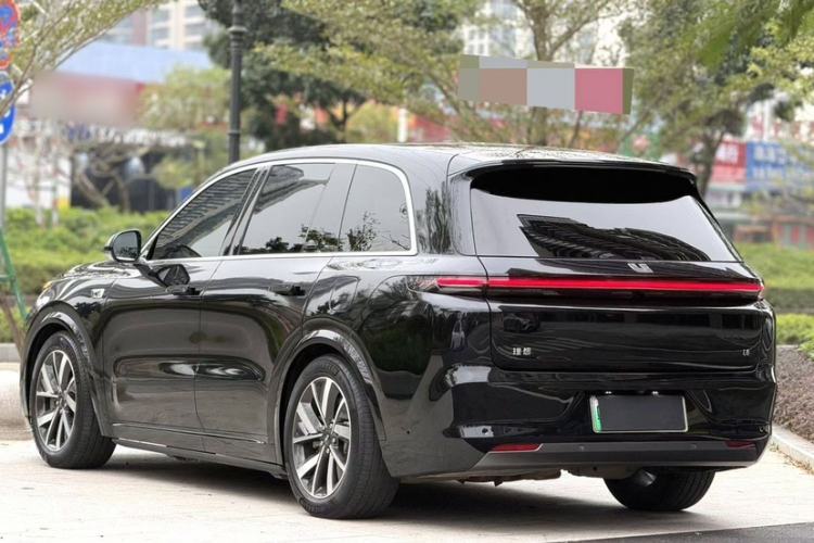 Used Li Auto L8 2023 Pro Model Exterior 1