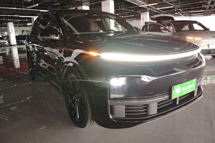 Used Li Auto L8 2023 Pro Model Exterior 1