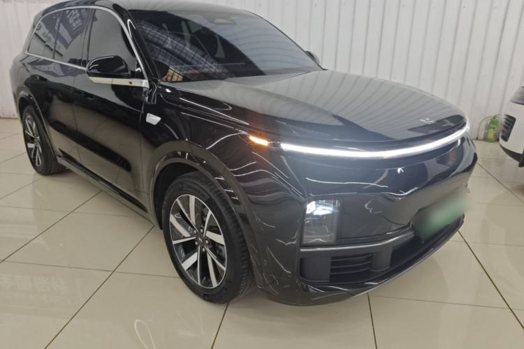 Used Li Auto L8 2023 Pro Model Exterior 1
