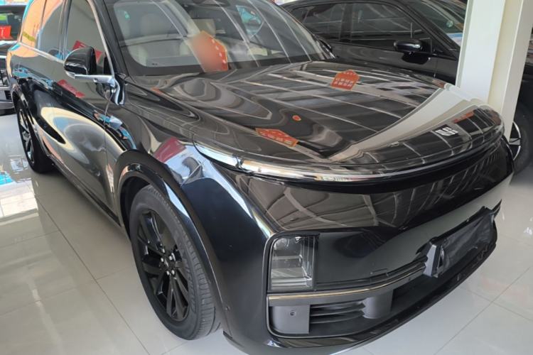 Used Li Auto L8 2023 Pro Model Exterior 1