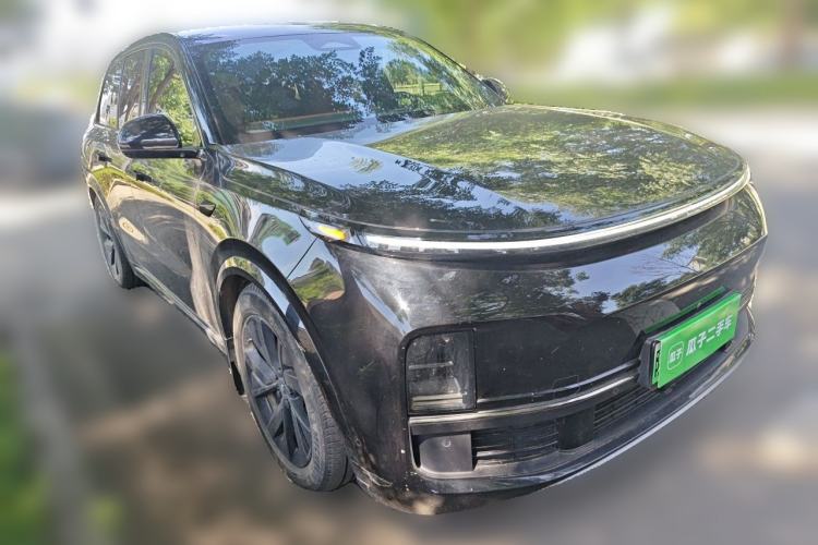 Used Li Auto L8 2023 Pro Model Exterior 2