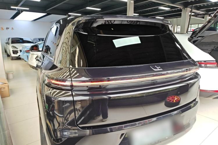 Used Li Auto L8 2023 Pro Model Exterior 2