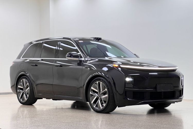 Used Li Auto L8 2023 Max model Exterior 2
