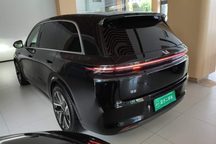 Used Li Auto L8 2023 Pro Model Exterior 2
