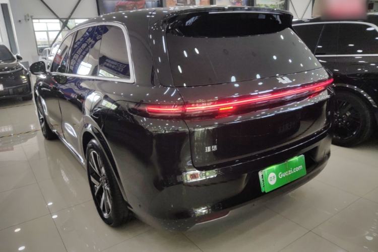 Used Li Auto L8 2023 Pro Model Exterior 2
