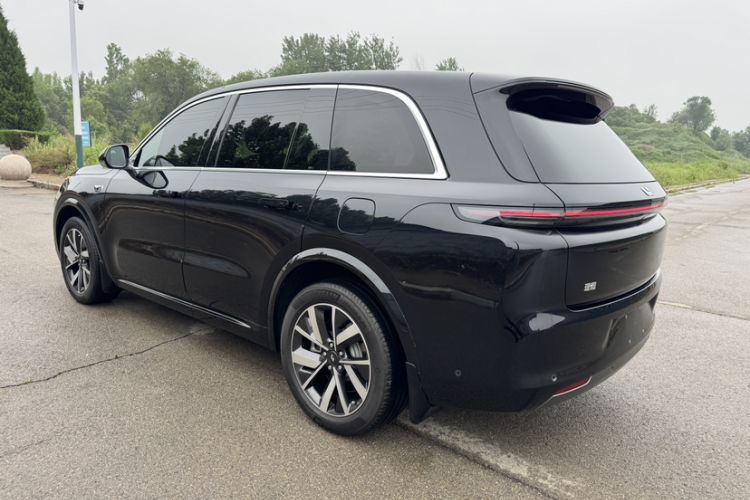 Used Li Auto L8 2023 Air model Exterior 3