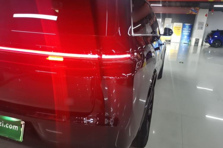 Used Li Auto L8 2023 Pro Model Exterior 3