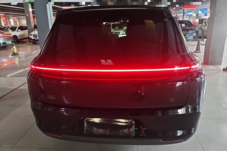 Used Li Auto L8 2023 Pro Model Exterior 4