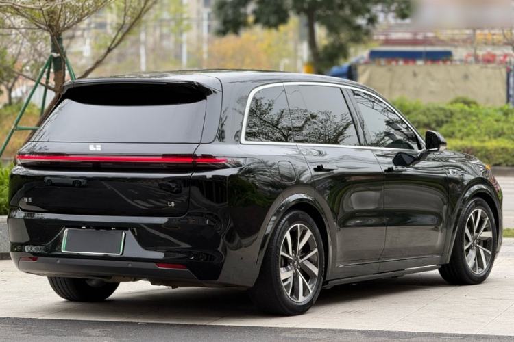 Used Li Auto L8 2023 Pro Model Exterior 5
