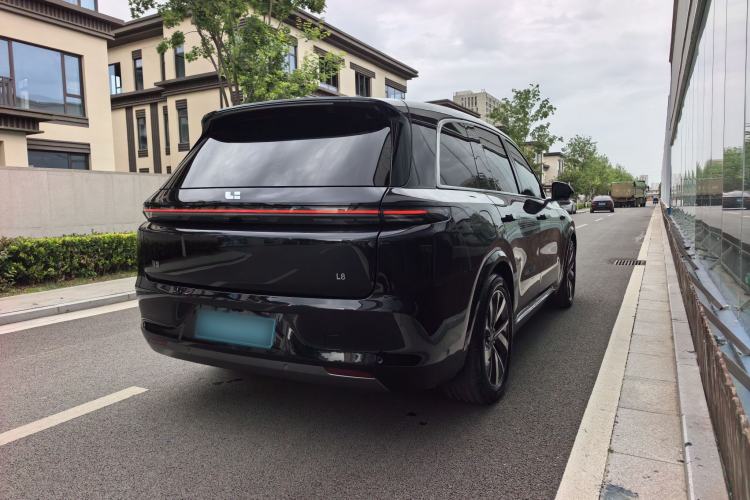 Used Li Auto L8 2023 Pro Model Exterior 6